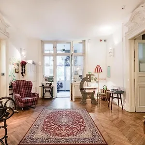 Hostel Baroque & Coworking, Budapeşte