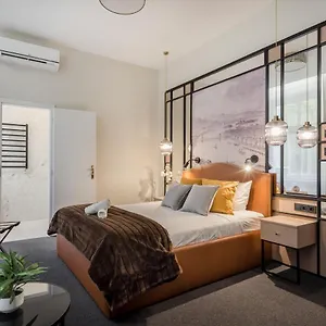 Otel Astoria Boutique Suites- Location By Bqa, Budapeşte