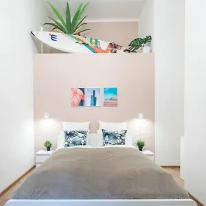 Full Comfort, 4 Bedrooms In The Heart Of The Budapest