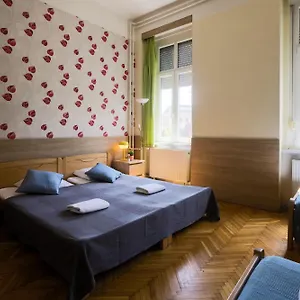 Konukevi East Station Private, Budapeşte